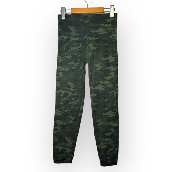 SPANX Look At Me Now Green Camo Seamless Leggings L - Picture 3 of 8